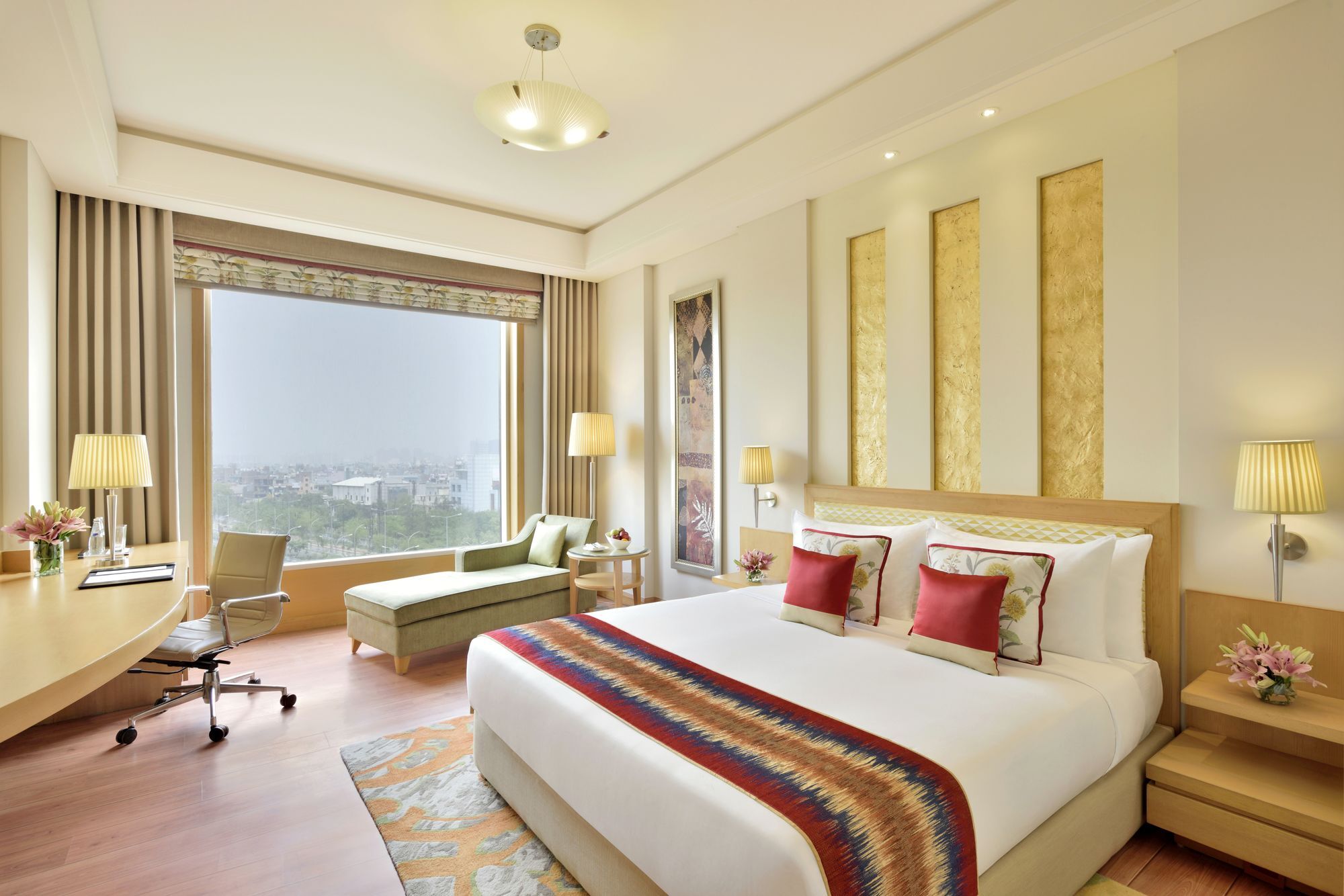 Отель Radisson Нойда Экстерьер фото